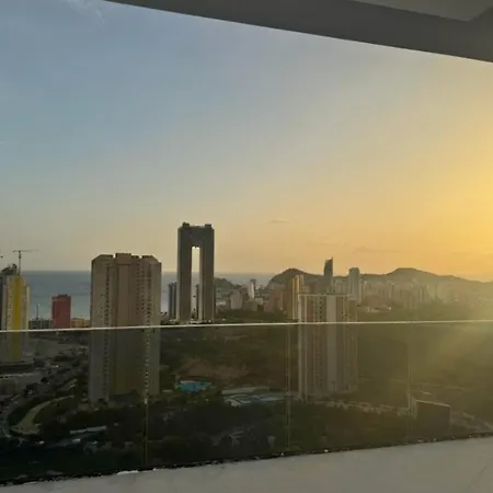 Eagle Tower - Eagle View - 3 Bedrooms דירה *